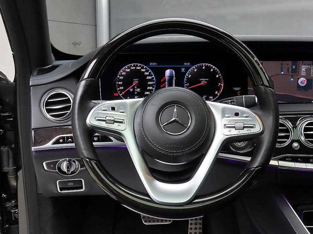 Mercedes Benz S Class - Vista 9