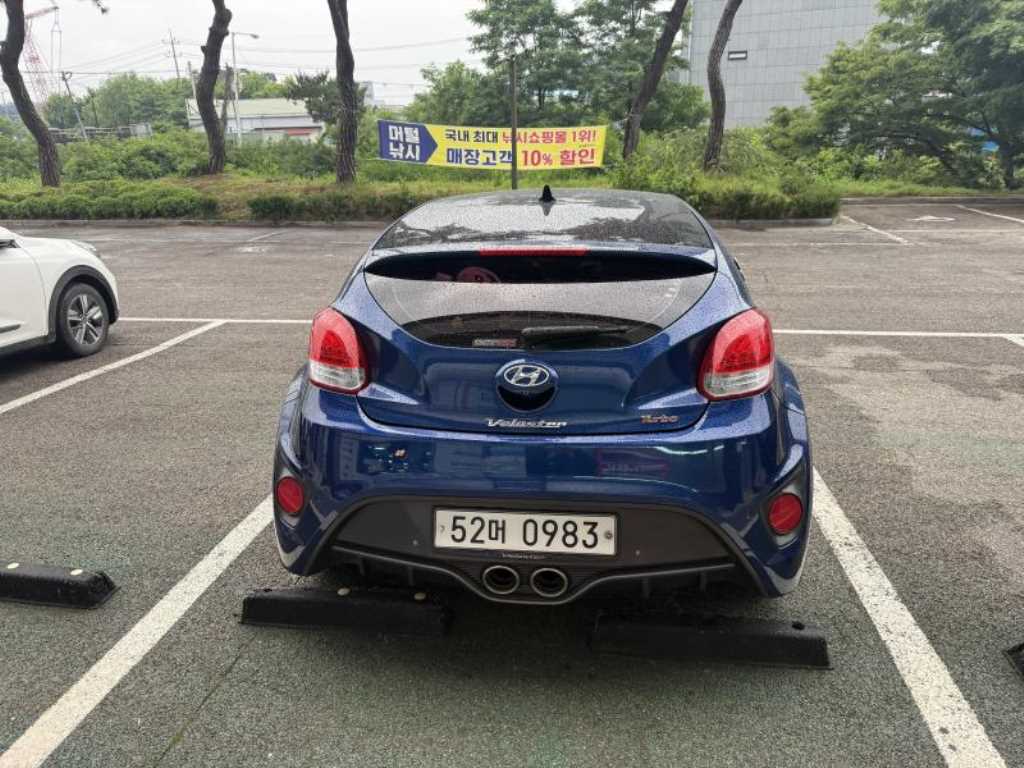 HYUNDAI Veloster - Vista 4