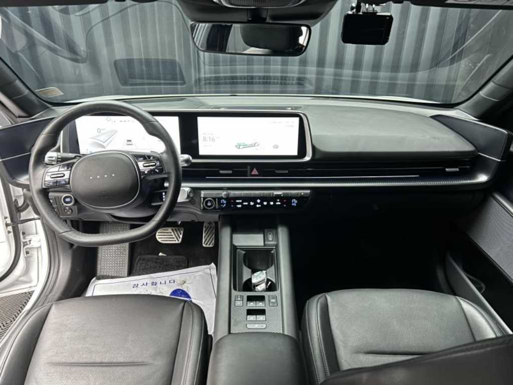 HYUNDAI Ioniq 6 - Vista 7