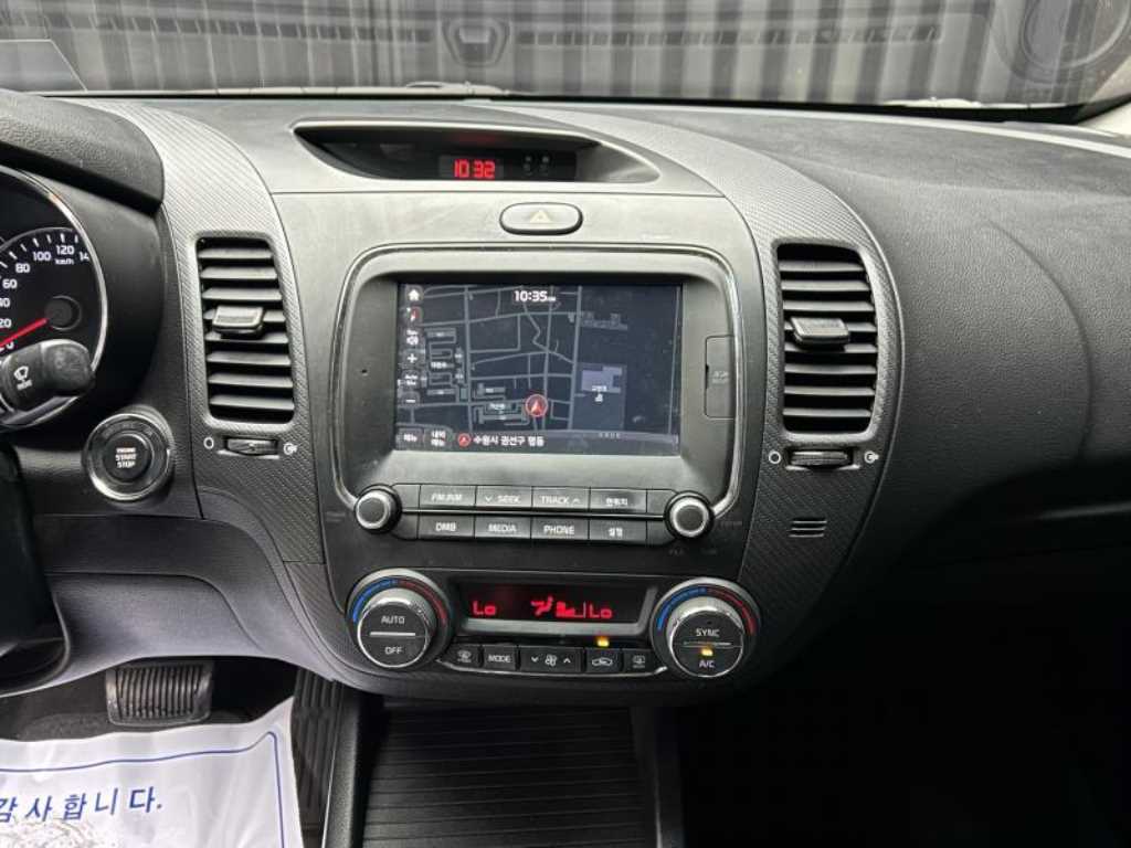 KIA K3 - Vista 9