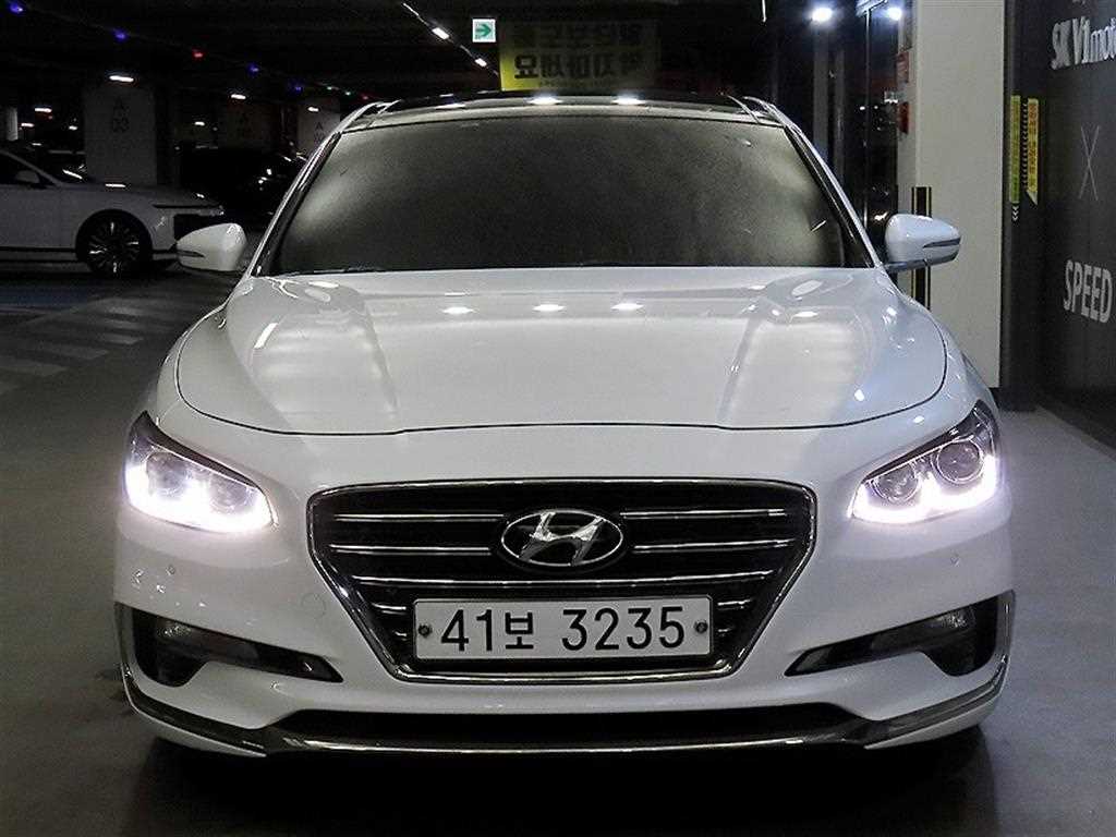 HYUNDAI Grandeur - Vista 2