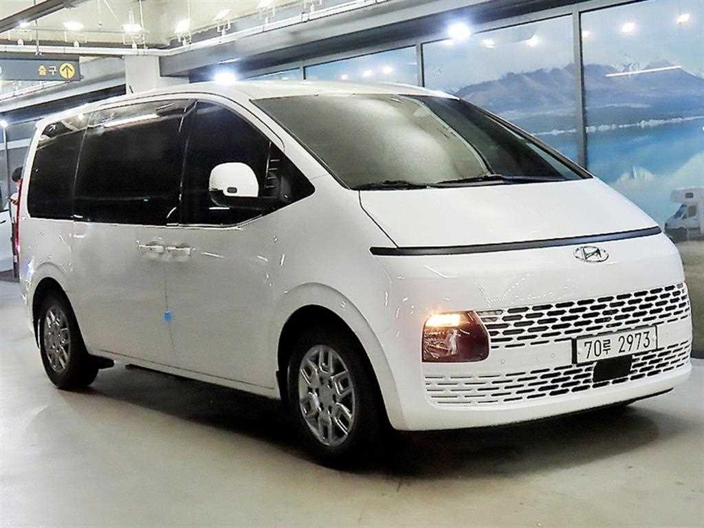 HYUNDAI Staria 2021 Blanco - Importación desde Corea - HF Imports Iquique - Foto 1