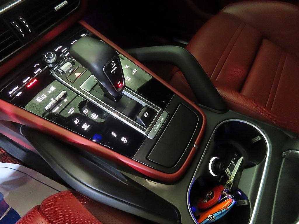 Porsche Cayenne - Vista 12
