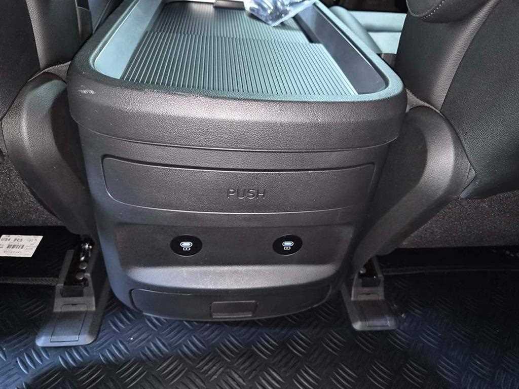 HYUNDAI Staria 2024 Negro - Importación desde Corea - HF Imports Iquique - Foto 15