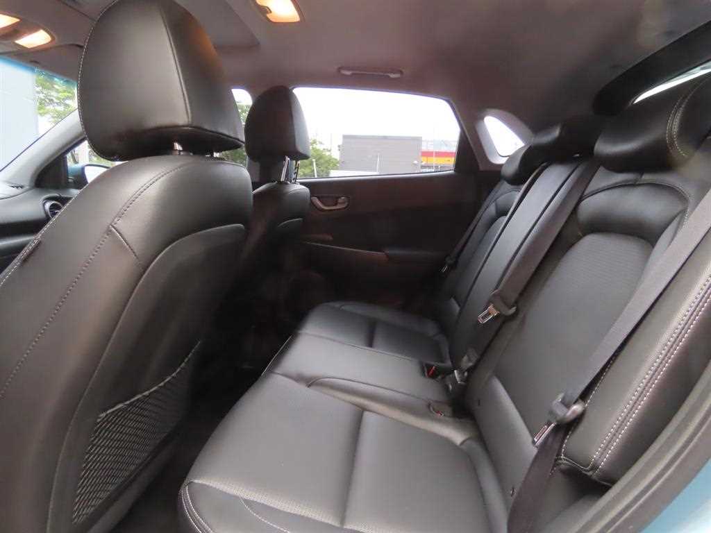 HYUNDAI Kona - Vista 6