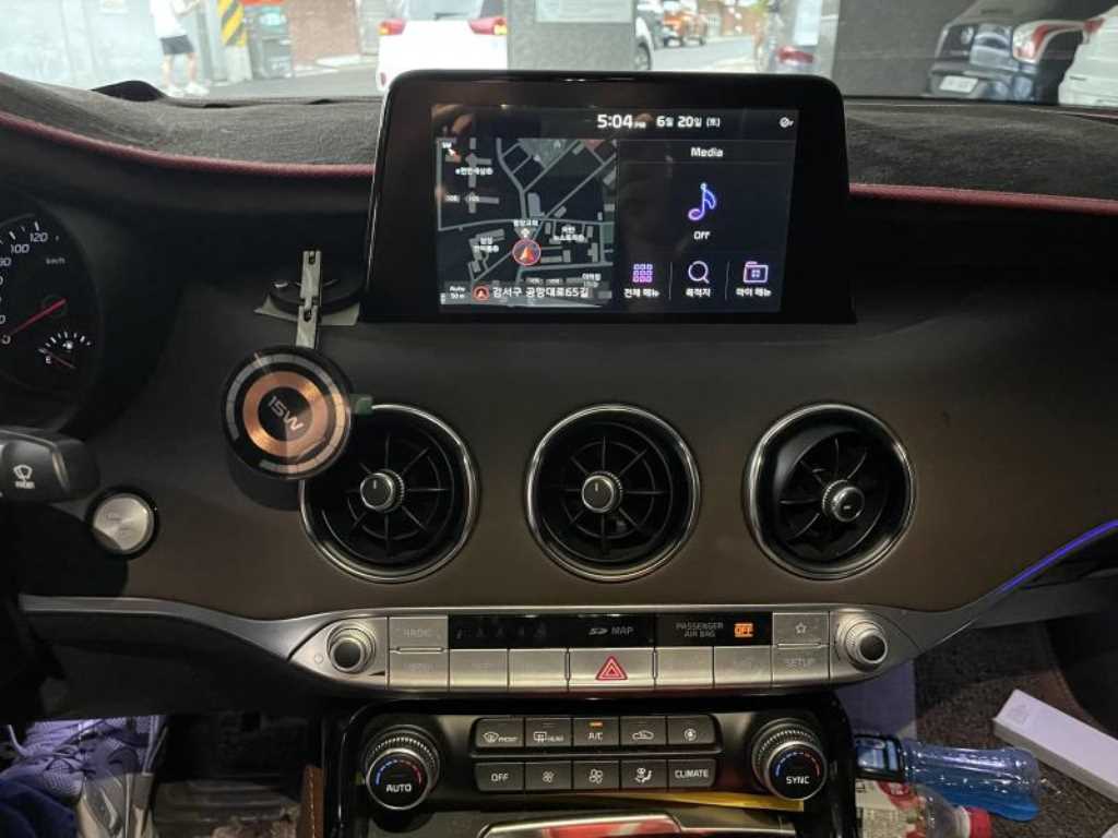 KIA Stinger - Vista 9