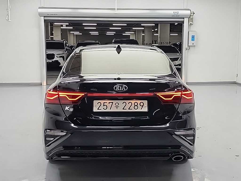 KIA K3 - Vista 3