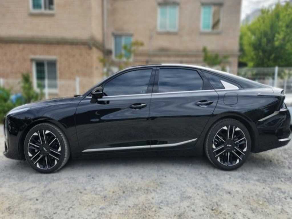 KIA K8 - Vista 3