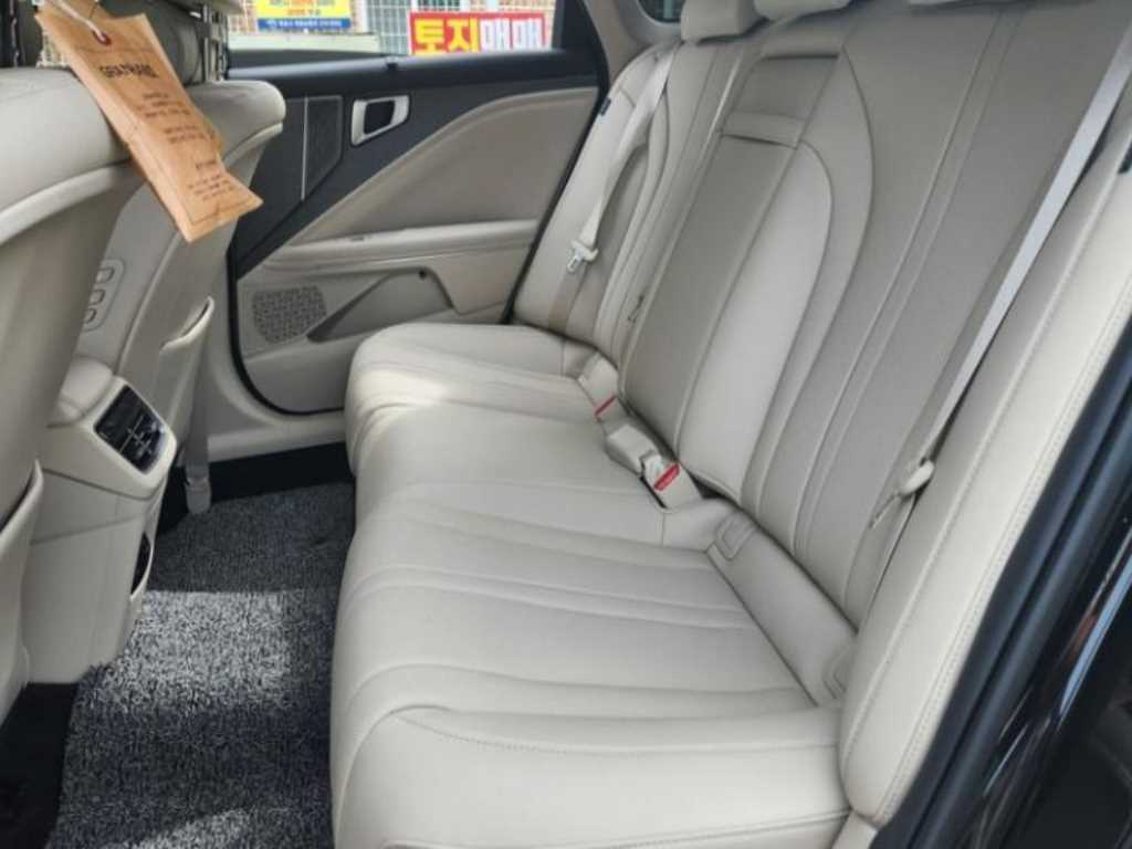 KIA K8 - Vista 5