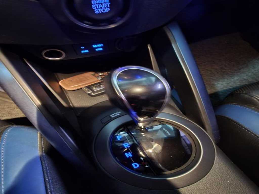 HYUNDAI Veloster 2016 Azul - Importación desde Corea - HF Imports Iquique - Foto 15