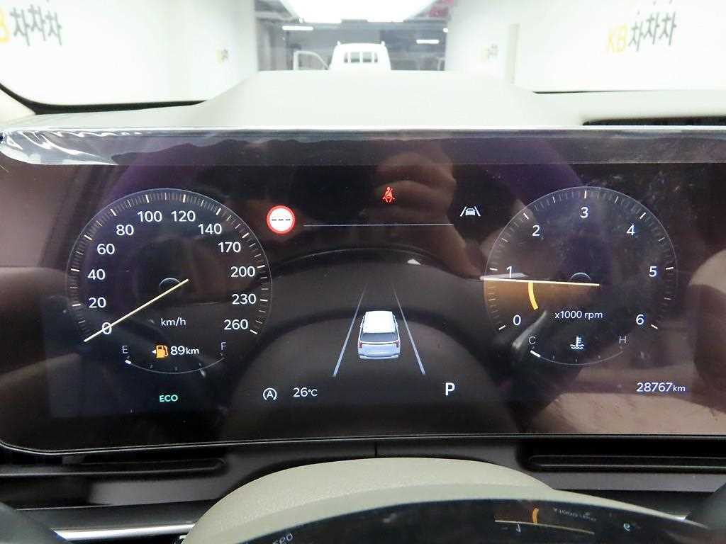 KIA Carnival - Vista 5