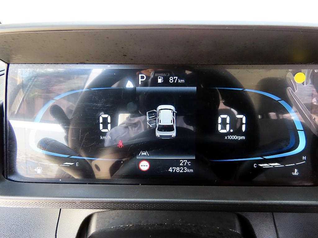 HYUNDAI Casper - Vista 8
