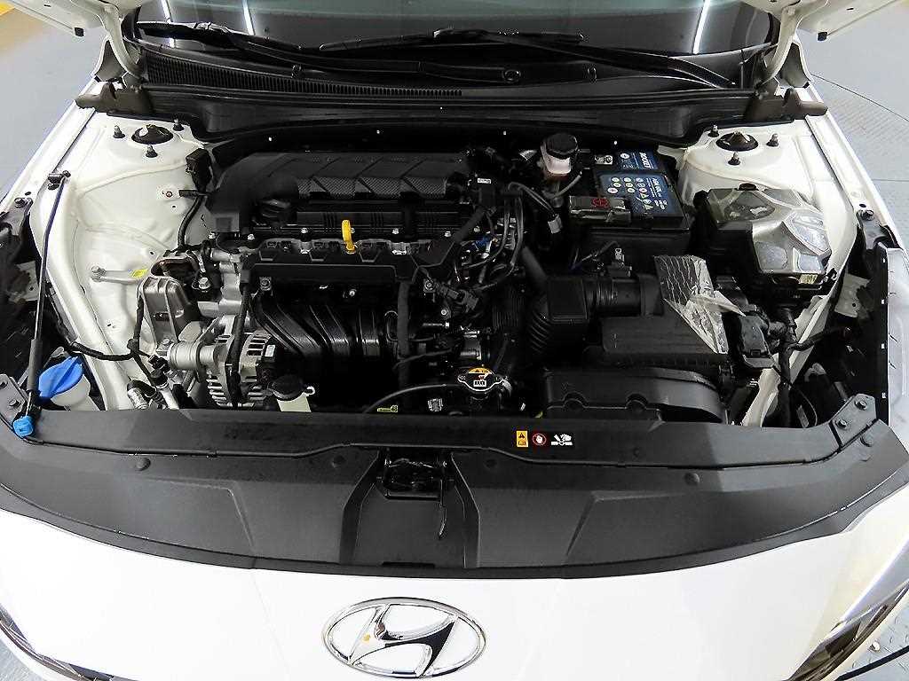 HYUNDAI Avante 2021 Blanco - Importación desde Corea - HF Imports Iquique - Foto 18