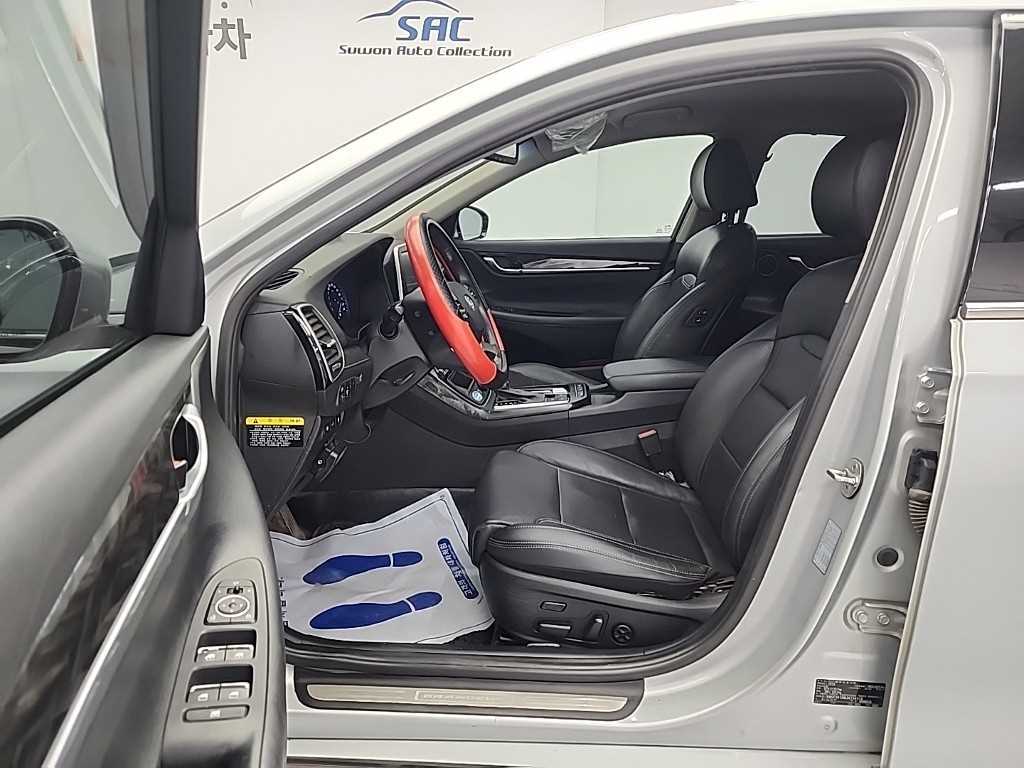 HYUNDAI Grandeur - Vista 11