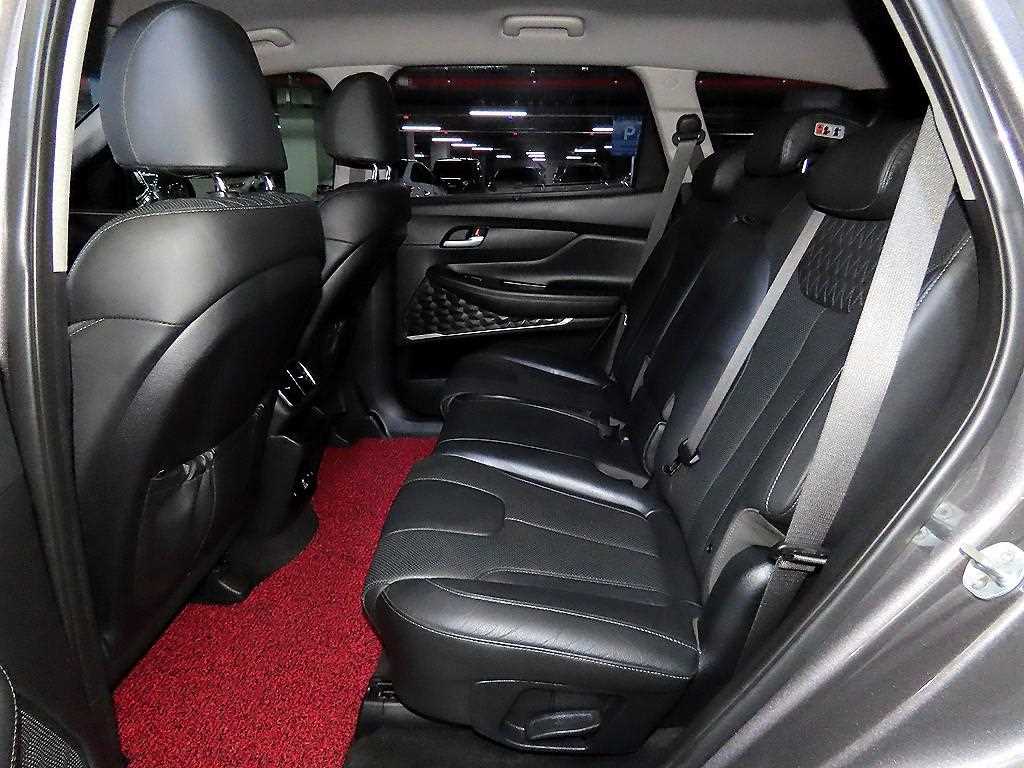 HYUNDAI Santa Fe - Vista 7