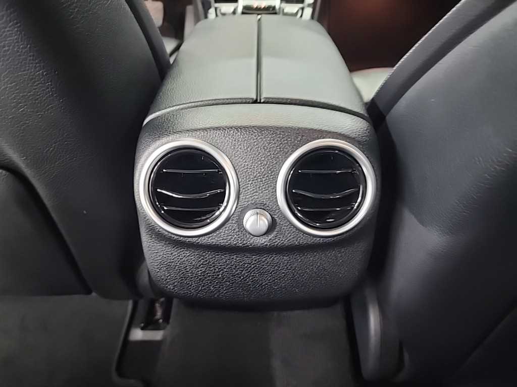Mercedes Benz C Class 2019 Blanco - Importación desde Corea - HF Imports Iquique - Foto 13