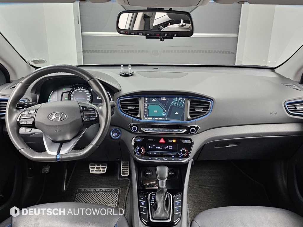 HYUNDAI Ioniq - Vista 7