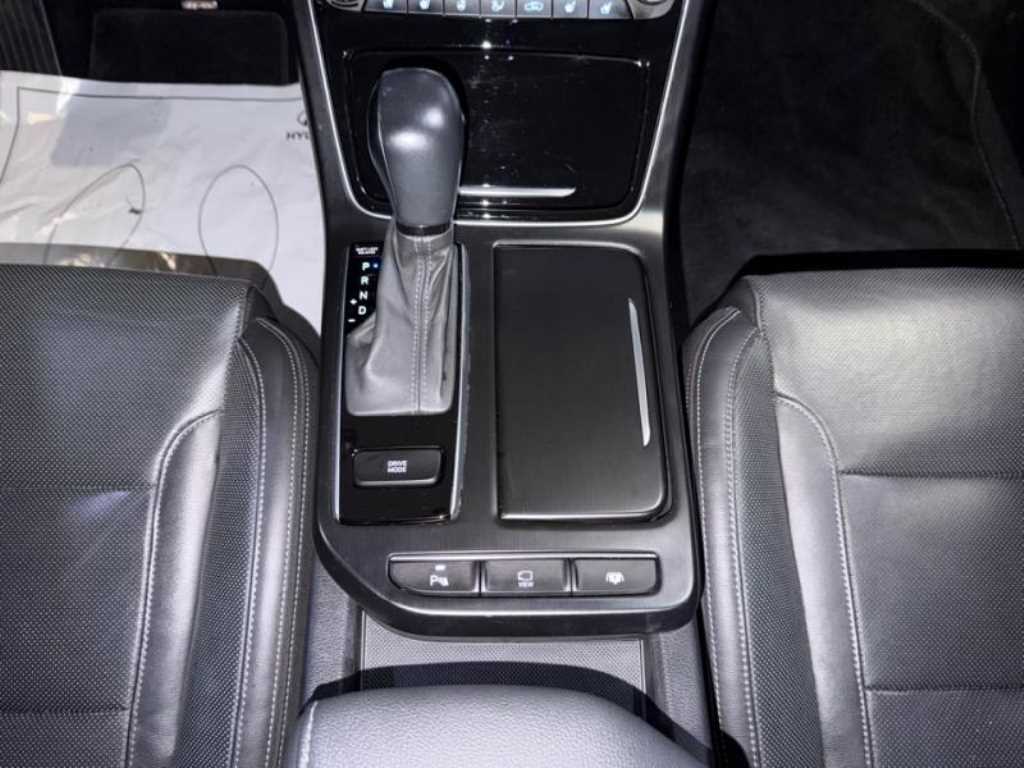 HYUNDAI Grandeur - Vista 11