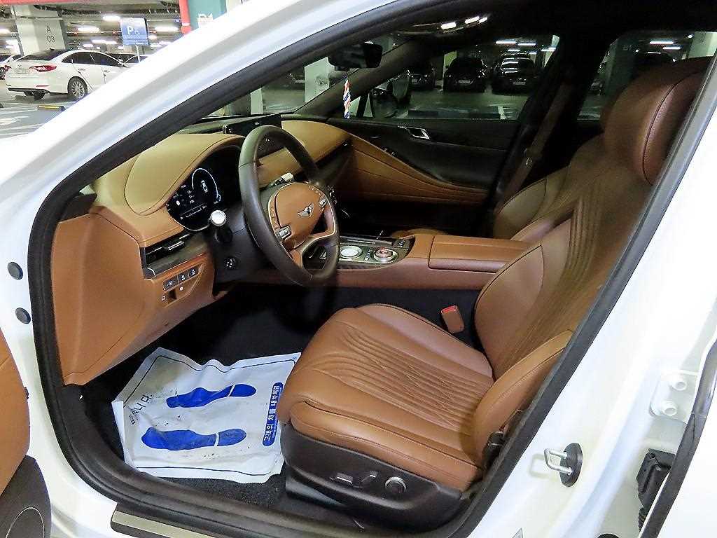 Genesis G80 - Vista 6