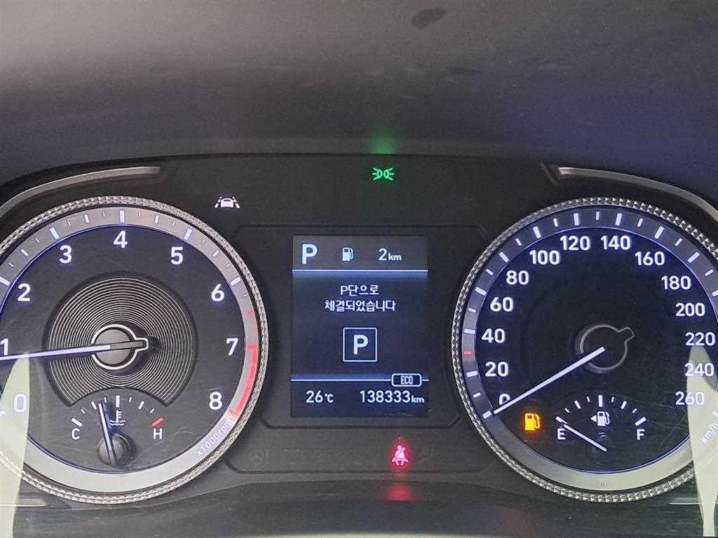 HYUNDAI Sonata - Vista 8
