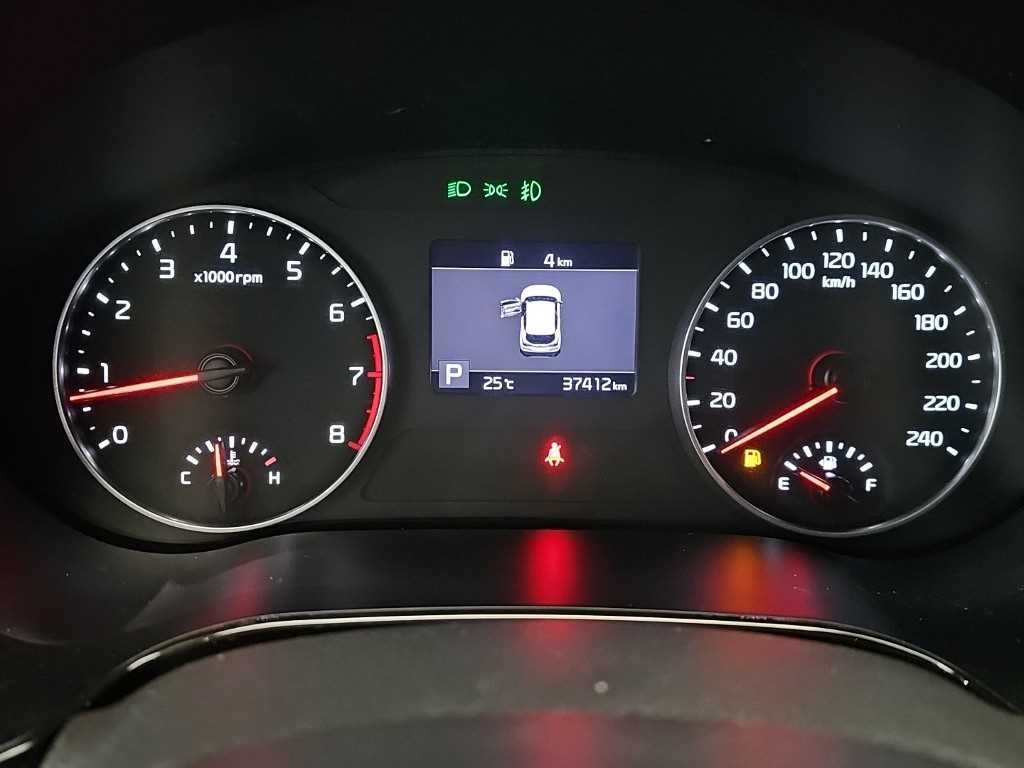 KIA Seltos - Vista 6