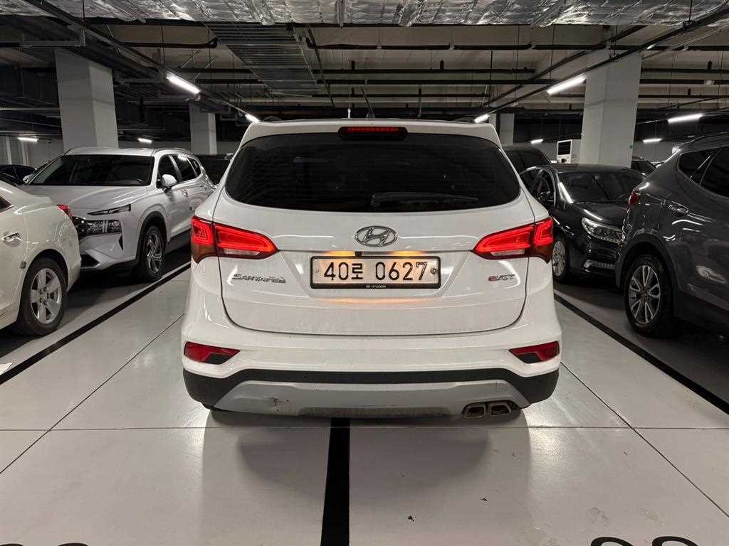 HYUNDAI Santa Fe - Vista 3