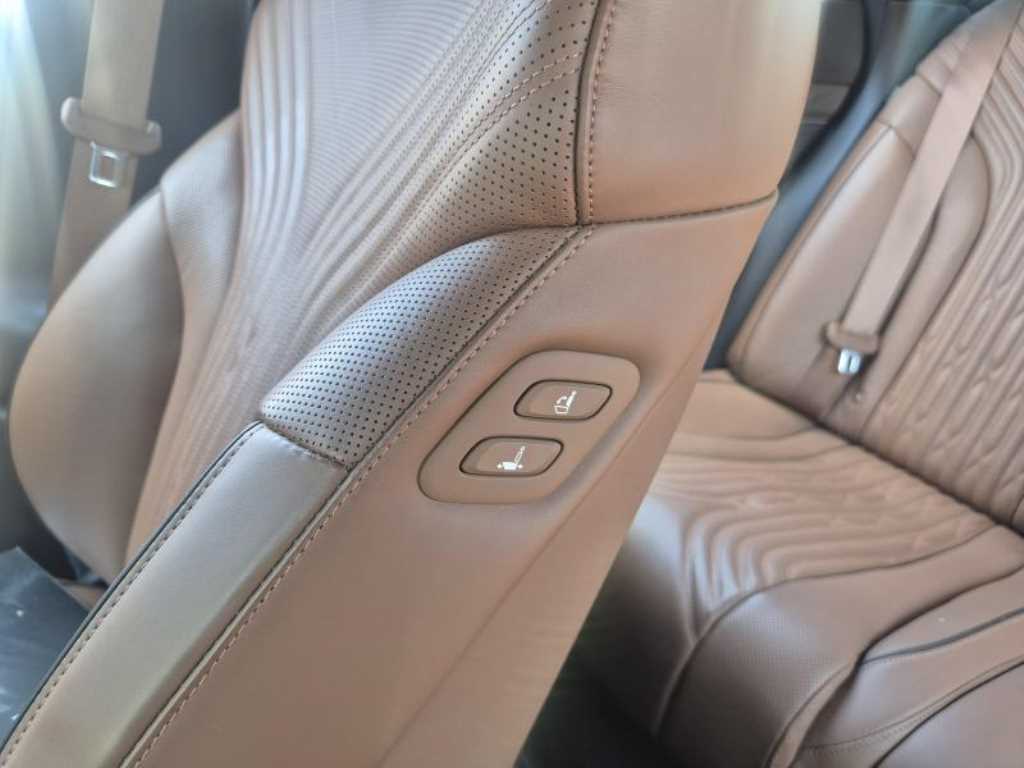 Genesis G80 - Vista 11
