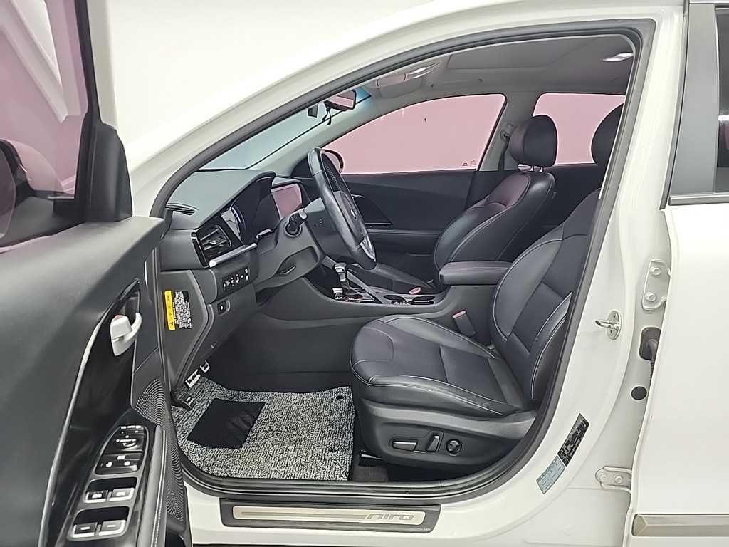 KIA Niro - Vista 11
