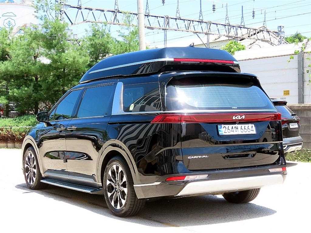 KIA Carnival - Vista 3