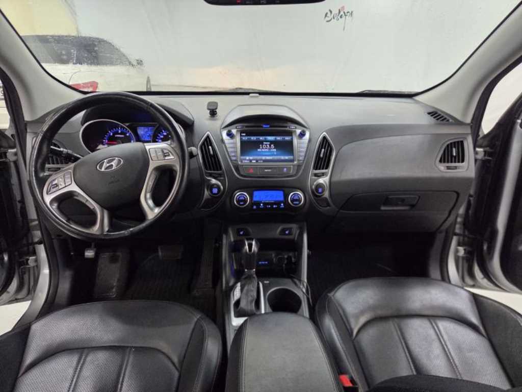 HYUNDAI Tucson - Vista 7
