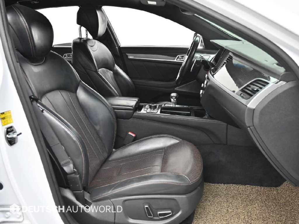 Genesis G80 - Vista 10
