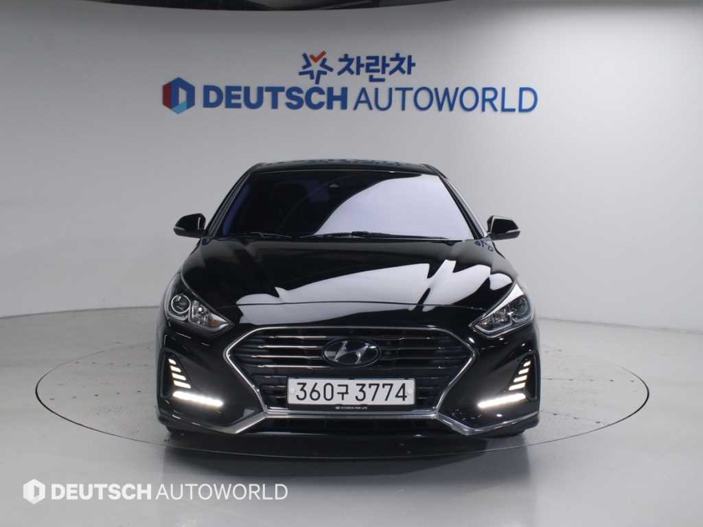 HYUNDAI Sonata - Vista 3