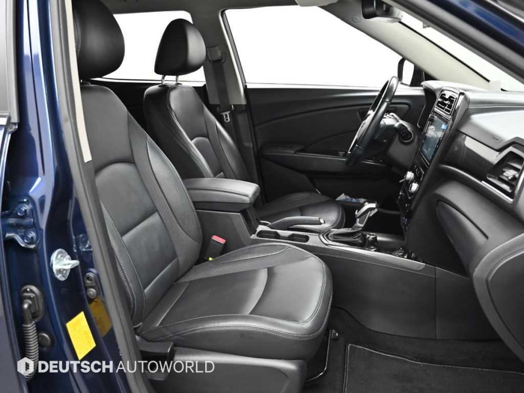 Ssangyong Tivoli - Vista 10