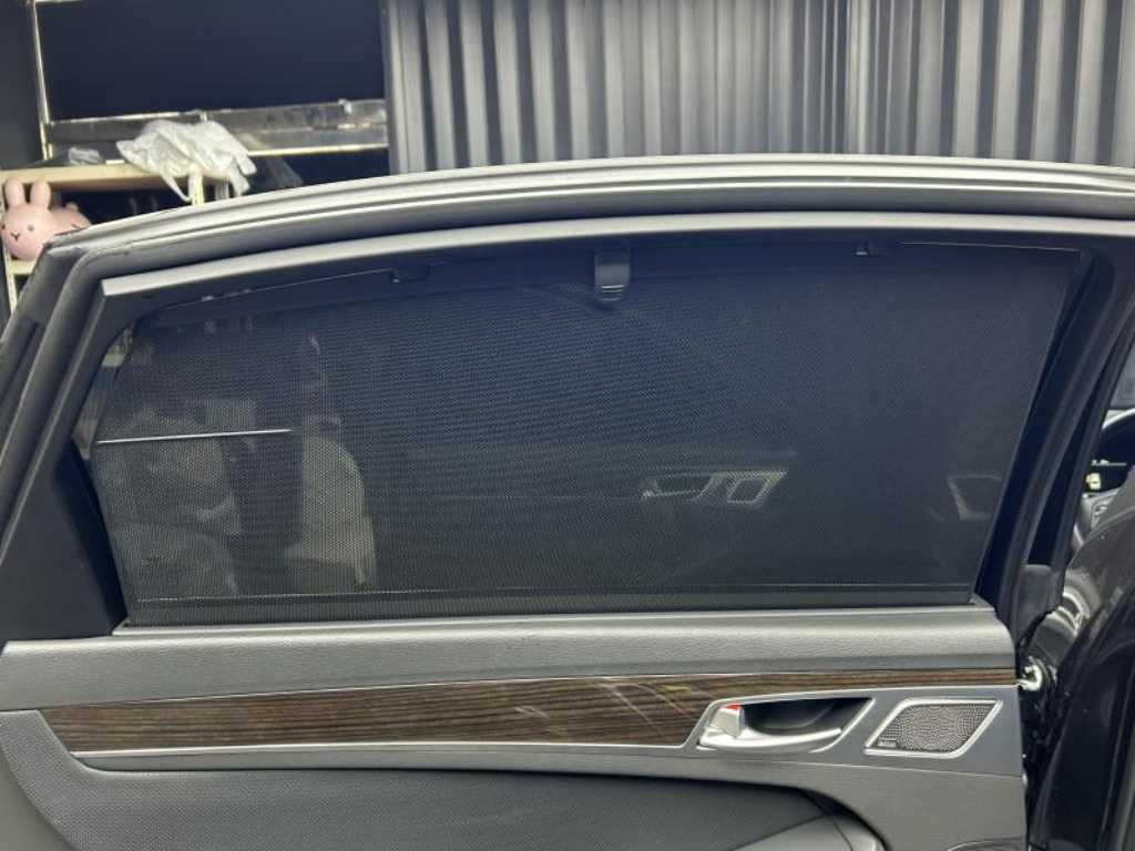 Genesis G80 - Vista 7