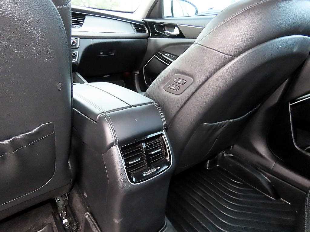 KIA K7 2017 Blanco - Importación desde Corea - HF Imports Iquique - Foto 17