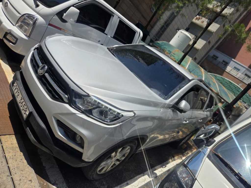 Ssangyong Rexton - Vista 2