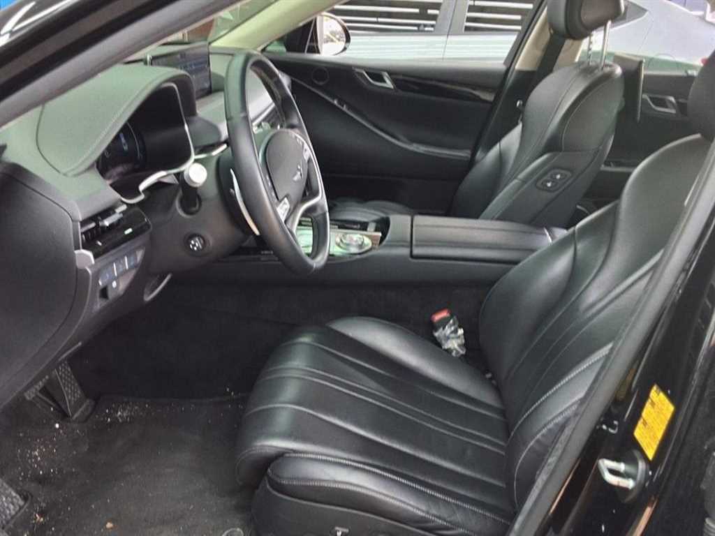 Genesis G80 - Vista 8