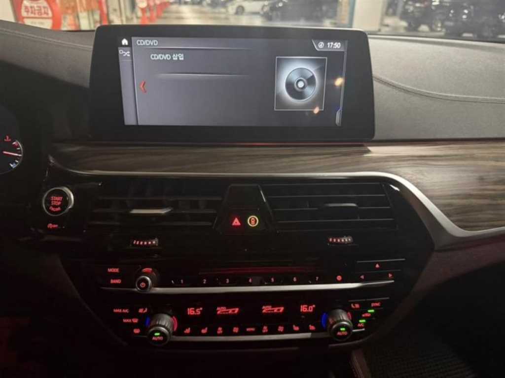 BMW 5 Series - Vista 10