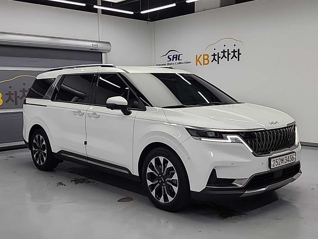 KIA Carnival - Vista 4