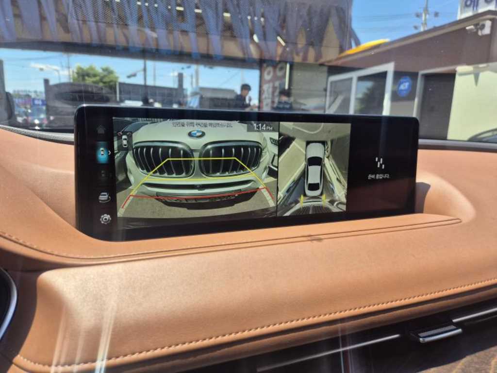Genesis G80 - Vista 8