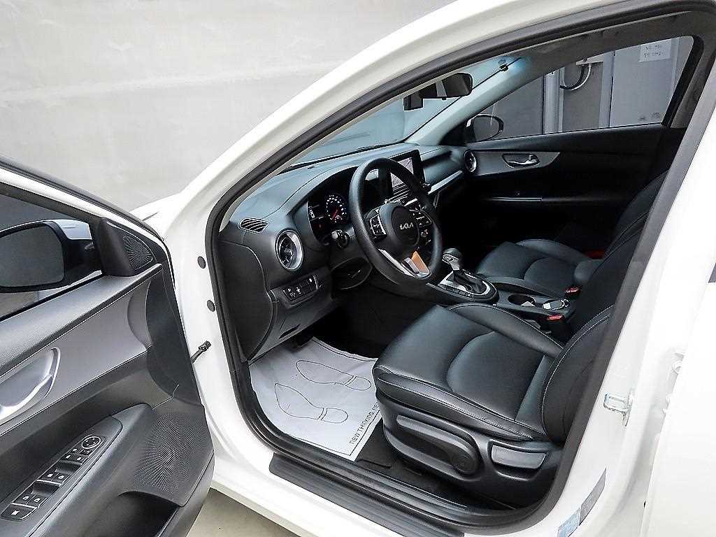 KIA K3 - Vista 5