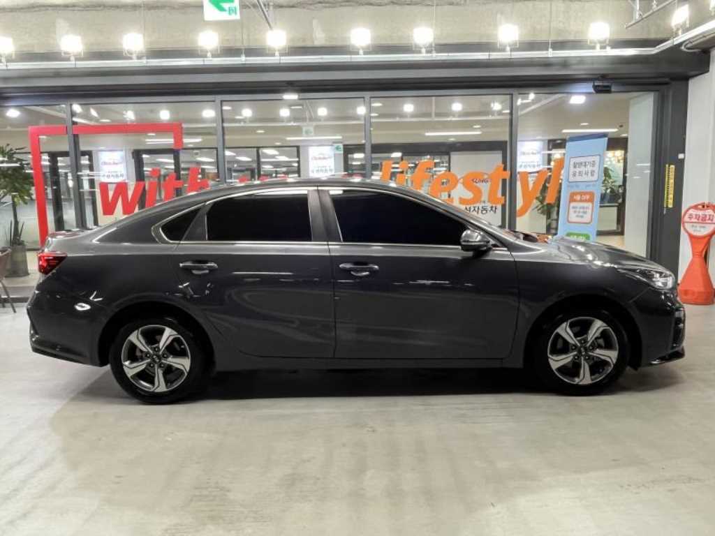 KIA K3 - Vista 3