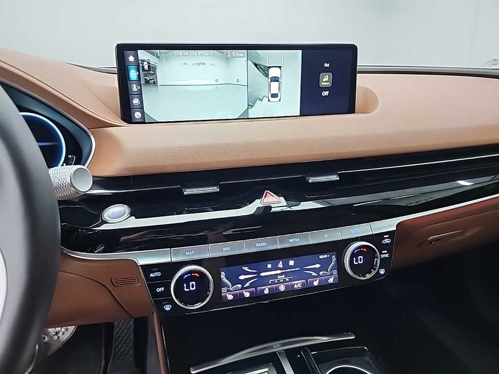 Genesis G80 - Vista 10