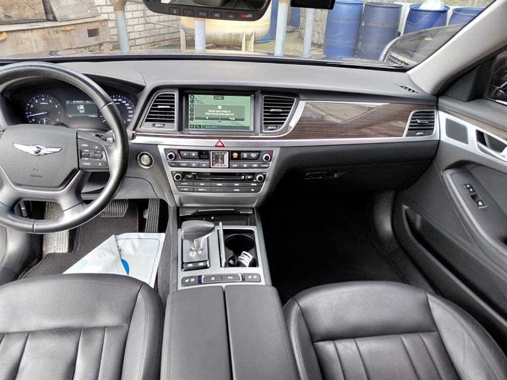 Genesis G80 - Vista 8