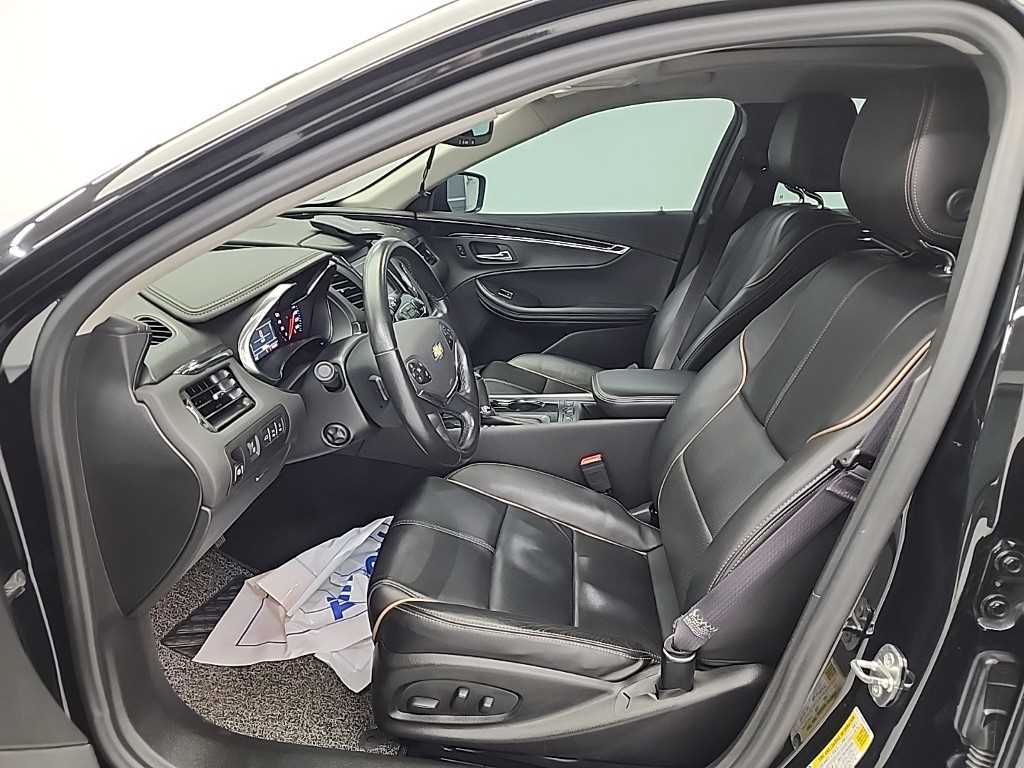 Chevrolet Impala - Vista 11
