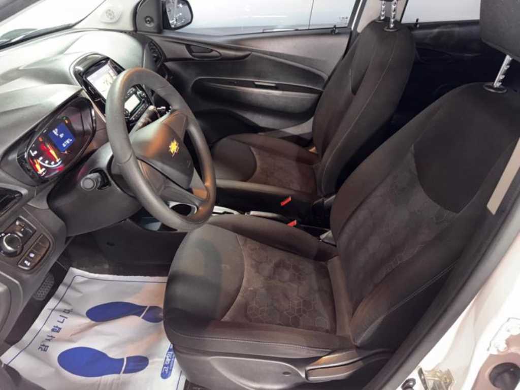 Chevrolet Spark - Vista 6