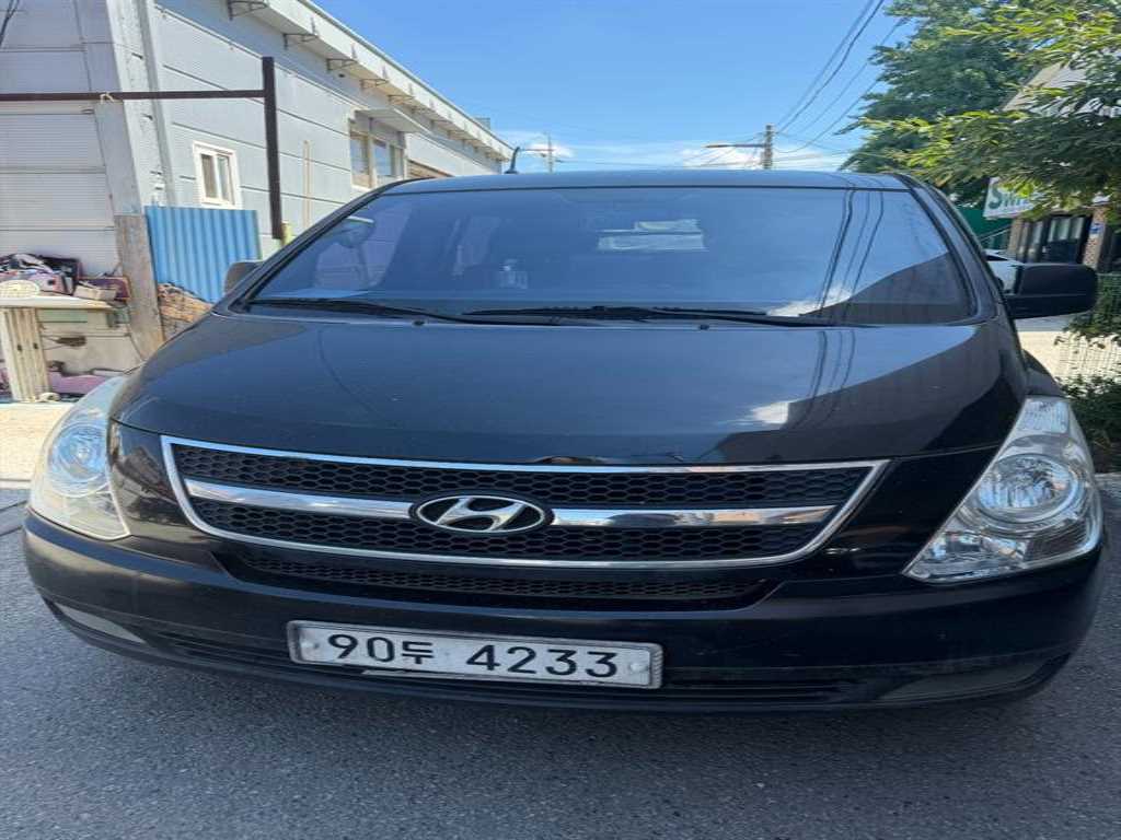 HYUNDAI Starex 2010 — Zona Franca Iquique