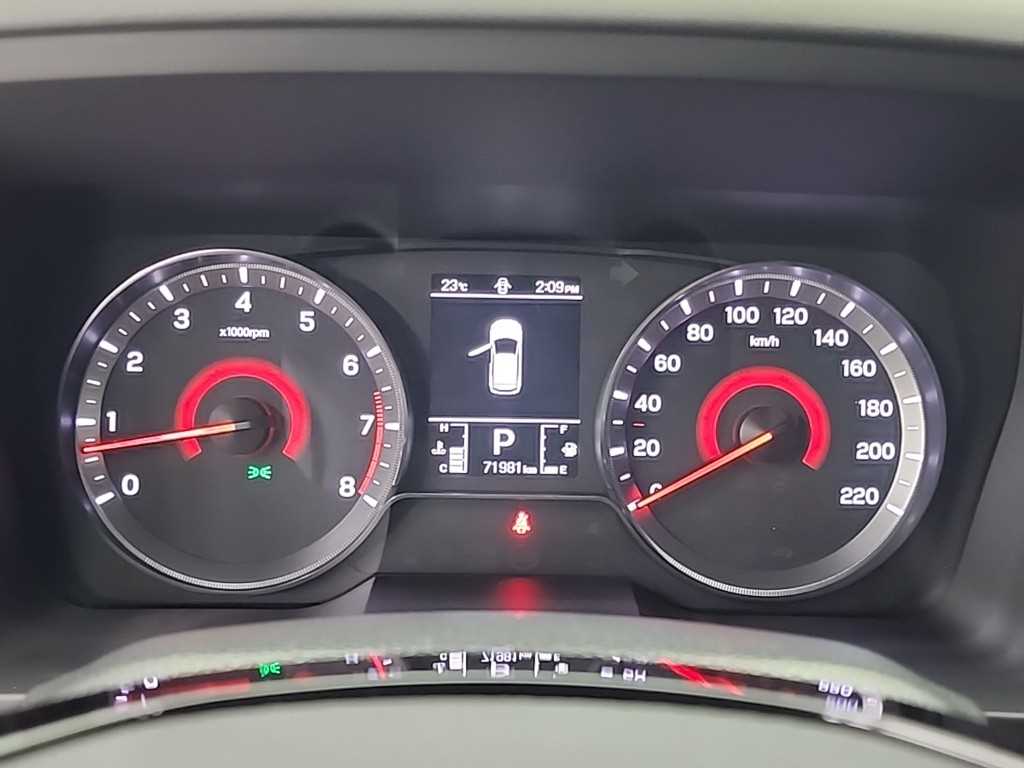 Ssangyong Tivoli - Vista 6