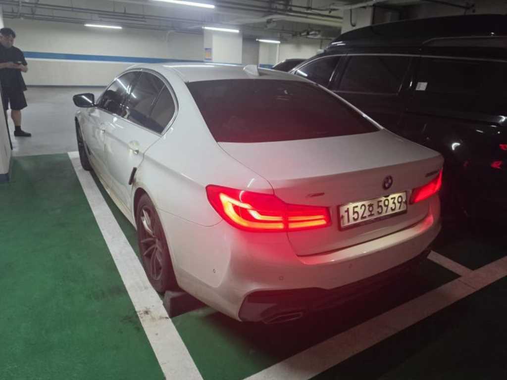 BMW 5 Series - Vista 2