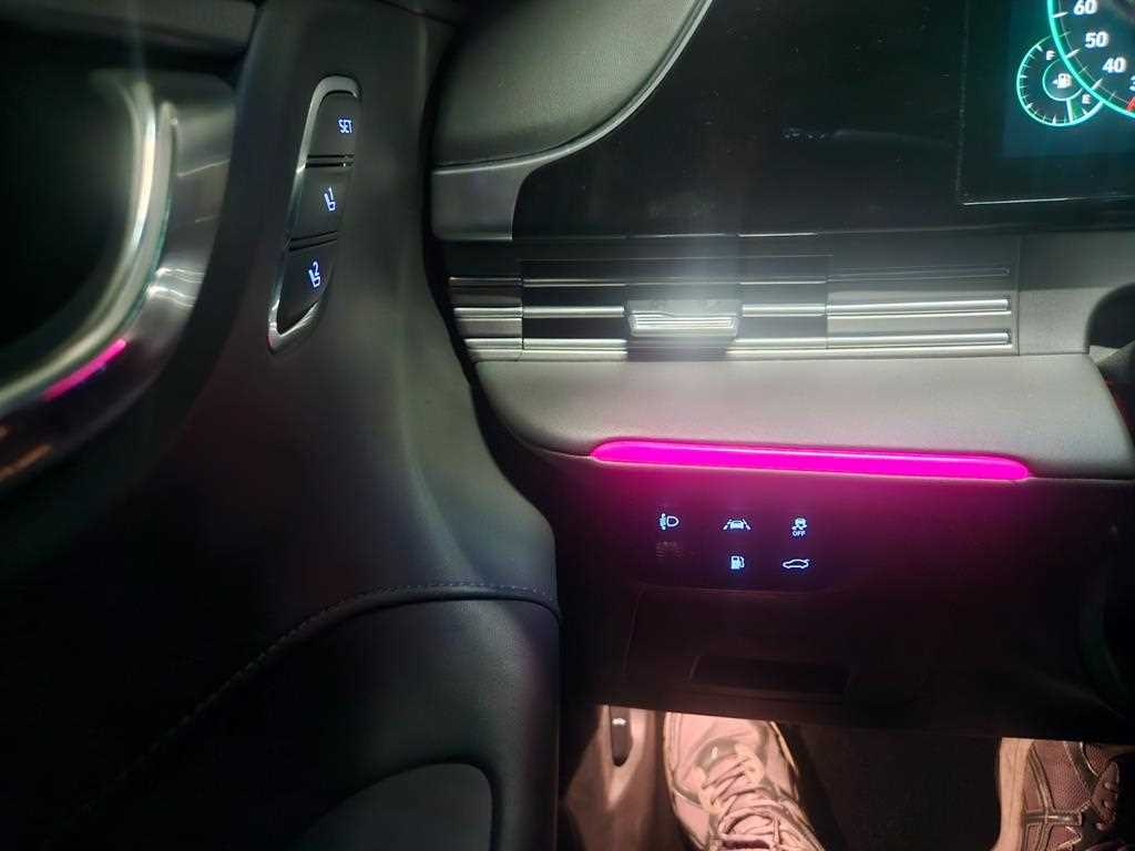 HYUNDAI Grandeur - Vista 12